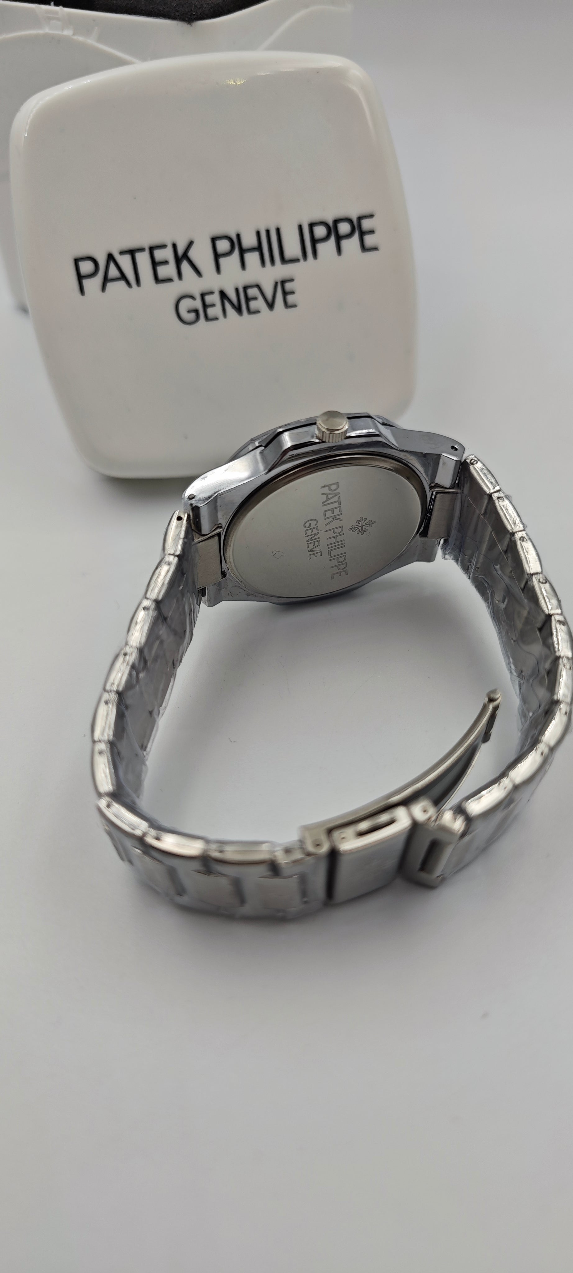 Patek Philippe Nautilus (Eşref) Logolu Clips