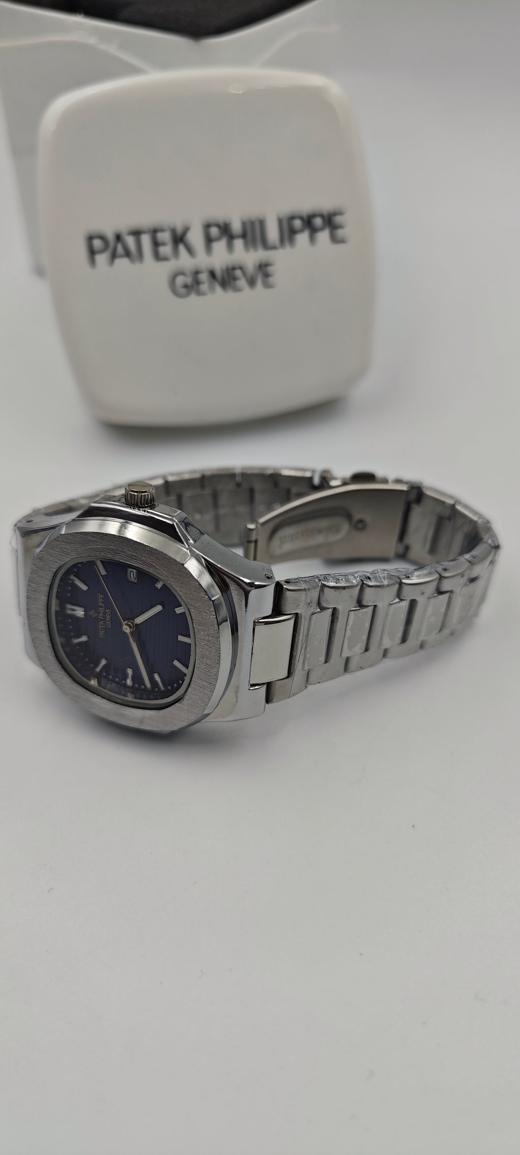 Patek Philippe Nautilus (Eşref) Logolu Clips