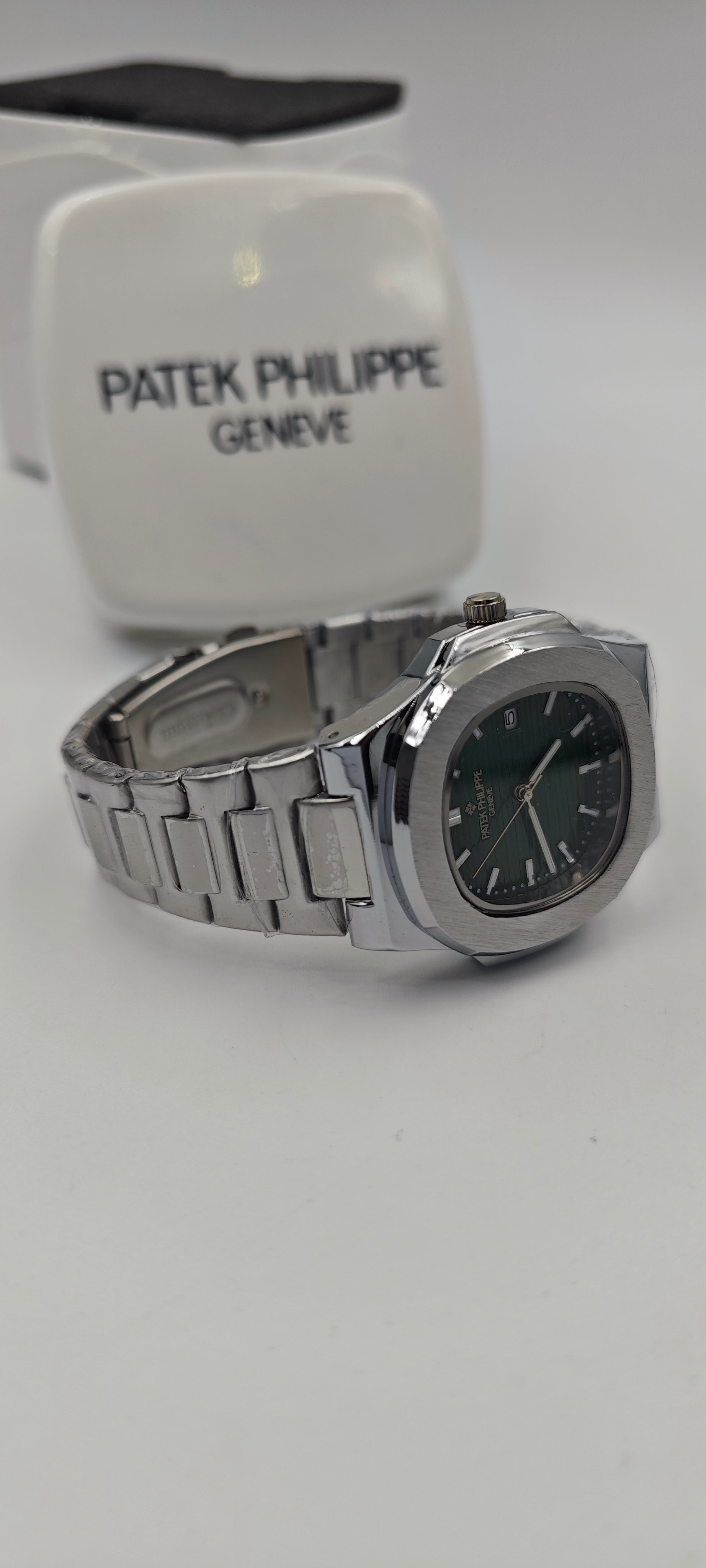 Patek Philippe Nautilus (Eşref) Logolu Clips