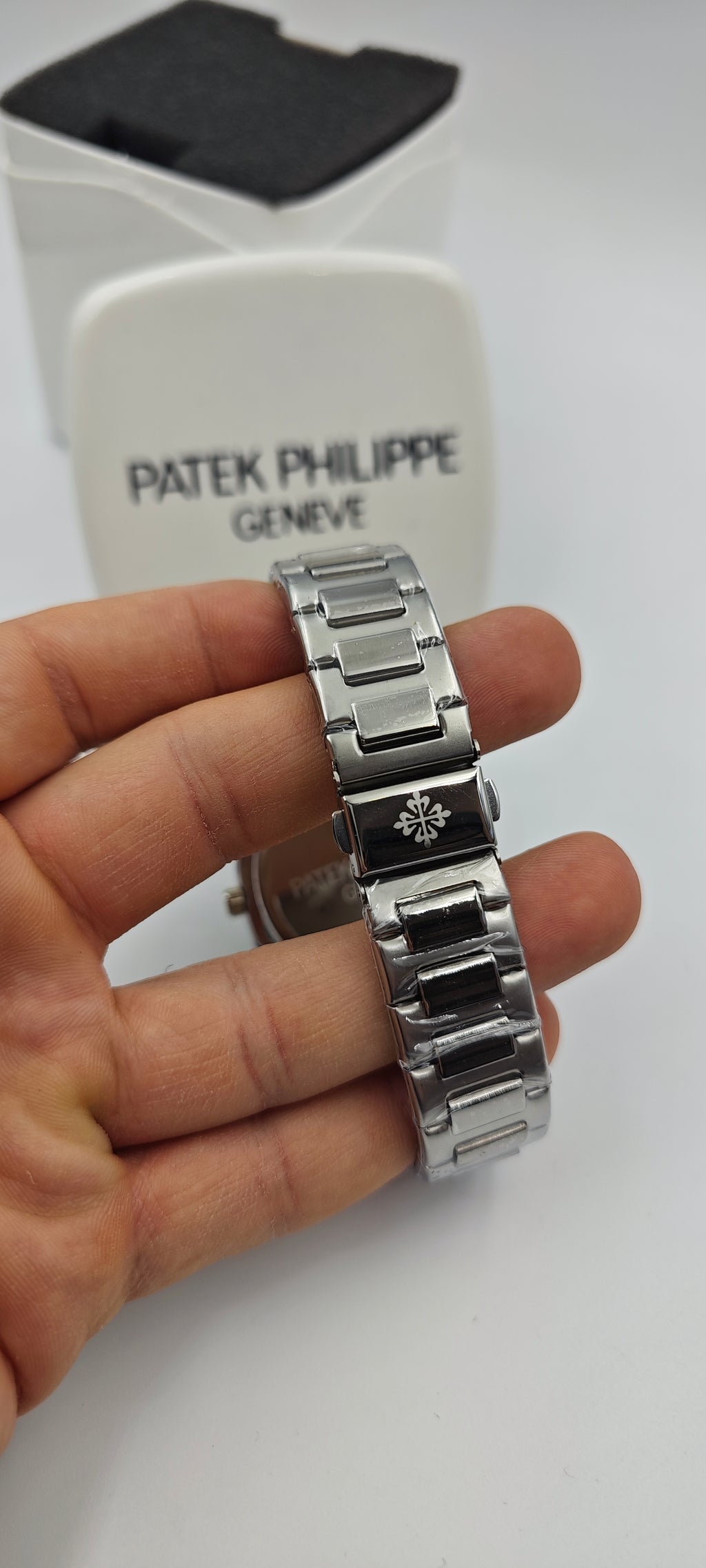 Patek Philippe Nautilus (Eşref) Logolu Clips