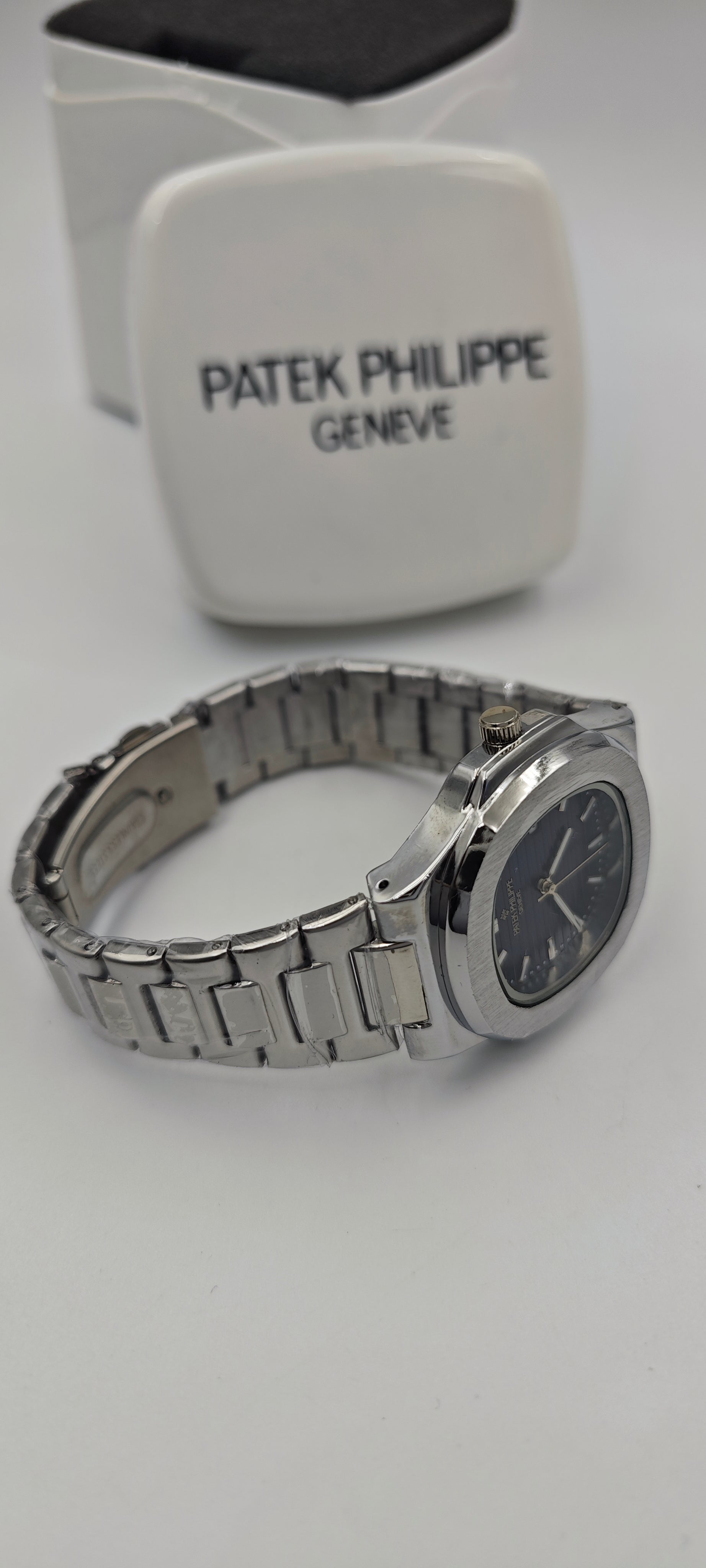 Patek Philippe Nautilus (Eşref) Logolu Clips